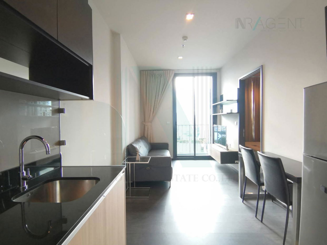 picture For Rent Condo EDGE SUKHUMVIT 23 Building 1, Floor 7,1 bed room, Room size 32 sqm - 1/8
