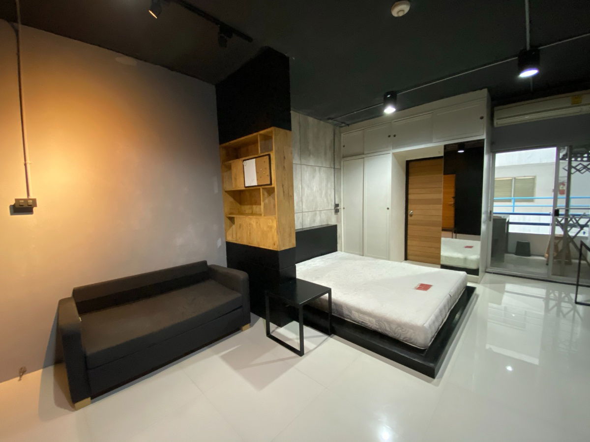 picture Monthly room for rent in Bang Sue area. - 15/25