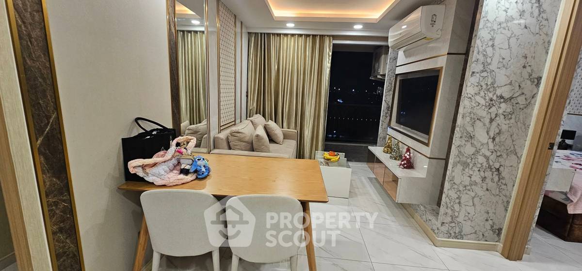 picture 2-BR Condo at Dusit Grand Park 2 close to Pattaya (ID 2470182) - 3/9