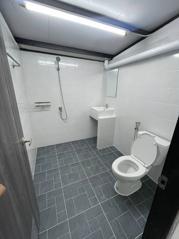 รูป 🏢✨ ปล่อยเช่าอาคารพาณิชย์ – ซอยสุขุมวิท 22 / พระราม 4 ✨🏢🚆 ใกล้ BTS พร้อมพงษ์💰 ราคาเช่า 33,000 บาท/เดือน รหัสทรัพย์ RS3968 - รูปที่ 8/20