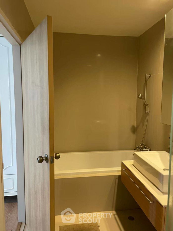 รูป คอนโด 1-ห้องนอน ที่ ดิ อิสสระ ลาดพร้าว ใกล้ MRT ลาดพร้าว (ID 2420757) - รูปที่ 9/14