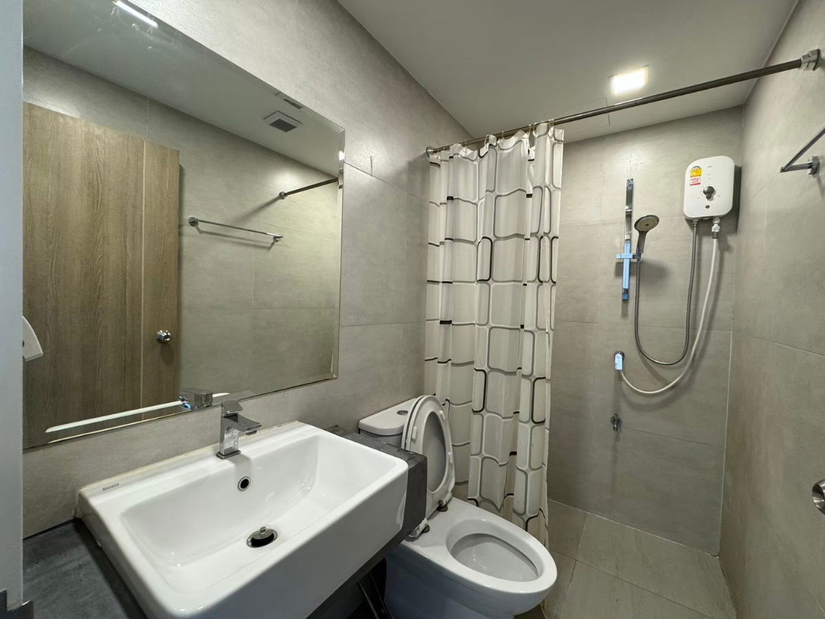 รูป  SUN CITY MRT Yaek Fai Chai ห้องสวย ราคาดี สอบถามเพิ่มเติมได้ที่ Line @condorental - รูปที่ 9/12