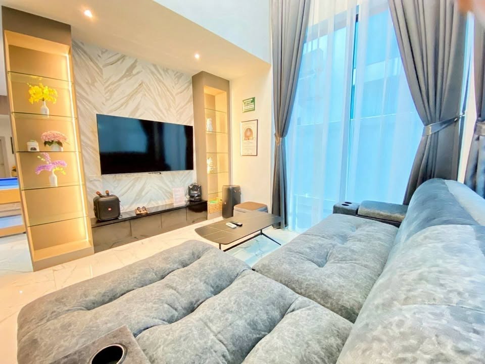 picture Luxury Pool Villa for Rent 6 Bedrooms Thung Klom Tan man - 6/14