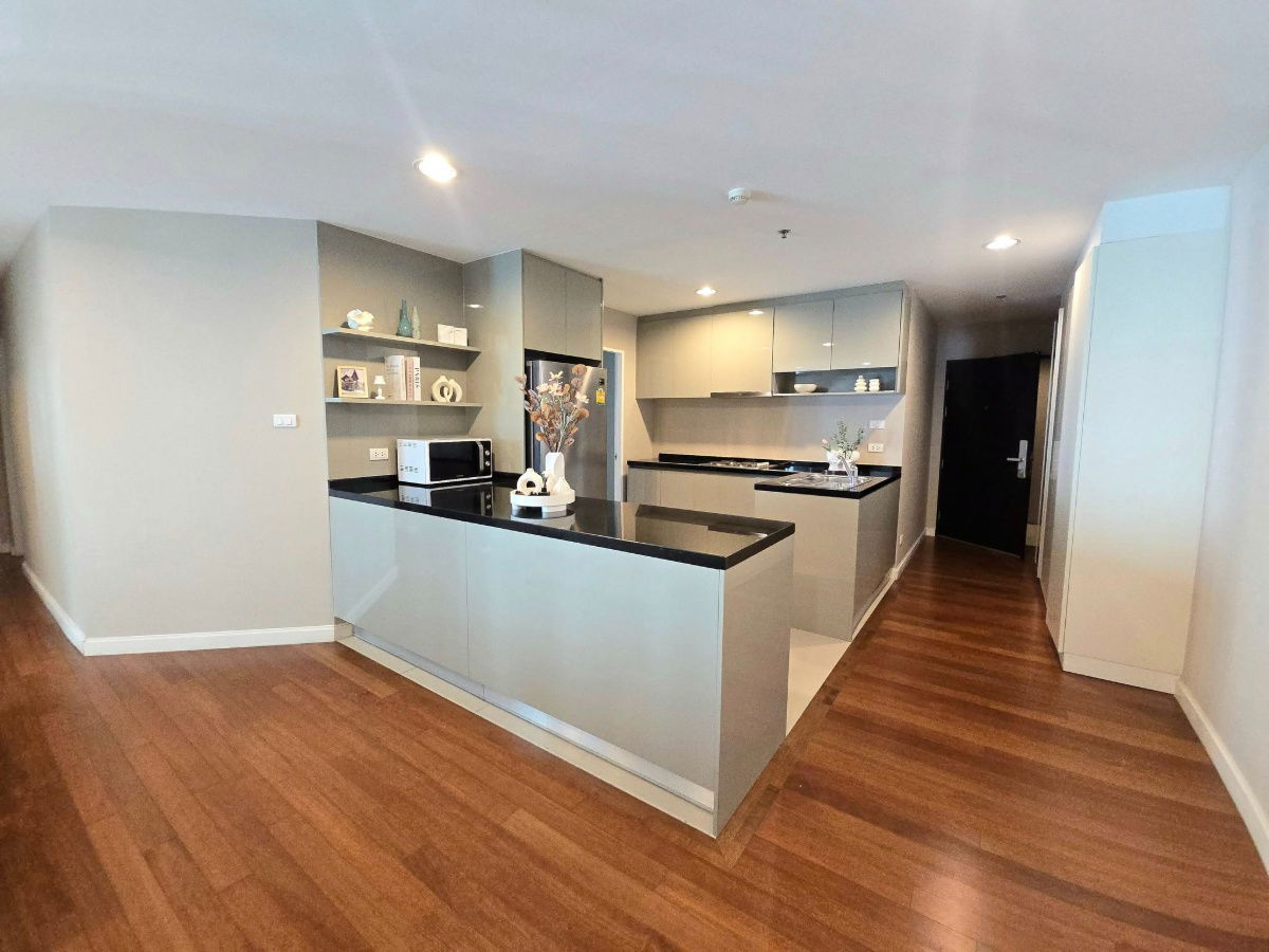 picture For Rent Condo BELLE GRAND RAMA 9 (BELLE AVENUE) Building B1, Floor 21,2 bed room, Room size 96 sqm - 7/10