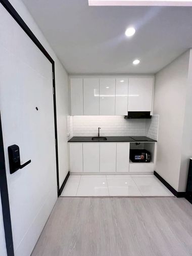 เทมส์ เรสซิเด้น 1B1B ชั้น 5 ขนาด 33.30 ตร.ม เช่า 9,000 บาท/เดือน Ready to move in