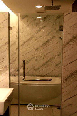 Condos for rent BTS Ekkamai : 4-BR Condo at 59 Heritage Sukhumvit 59 near BTS Thong Lor (ID 387323)