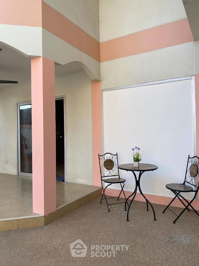 รูป วิลล่า 3-ห้องนอน ใกล้ พัทยาตะวันออก (ID 2471266) - รูปที่ 13/26