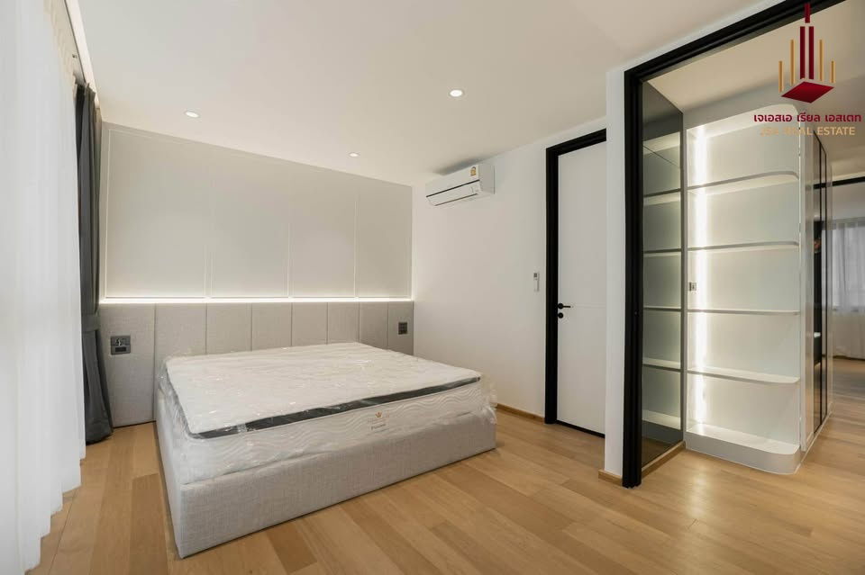 รูป ✨ ขาย ลักซ์ 35 รัชดา-ลาดพร้าว ✨    ราคา 20,900,000 บาท - รูปที่ 5/9