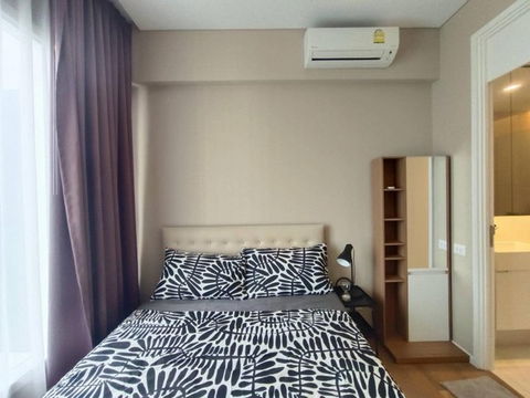 C6445 Rent : Condo The Saint Residences ( BTS Ha Yaek Lat Phrao ) 064 665 4666
