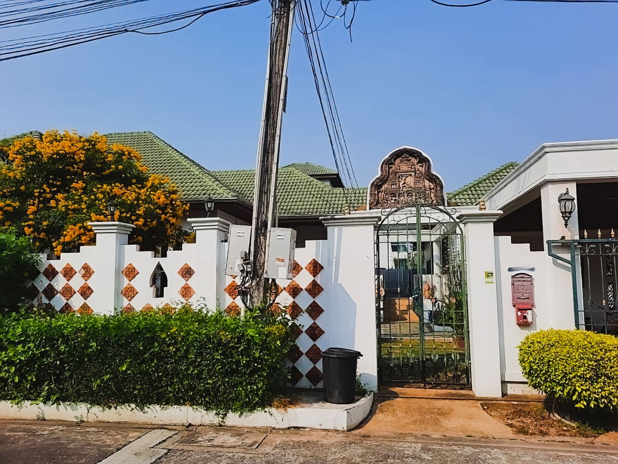 รูป ขายบ้าน 4 ห้องนอนกว้างขวาง – เนินพลับหวาน - รูปที่ 1/16