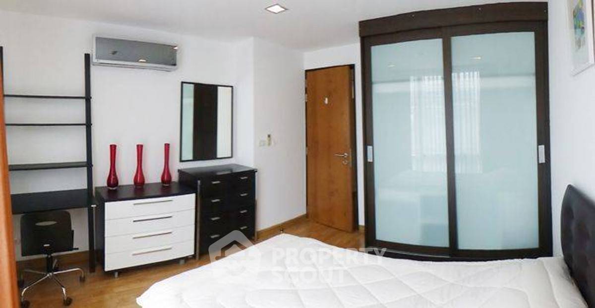 picture 2-BR Condo at The Alcove Sukhumvit 49 near BTS Phrom Phong (ID 2471483) - 5/8