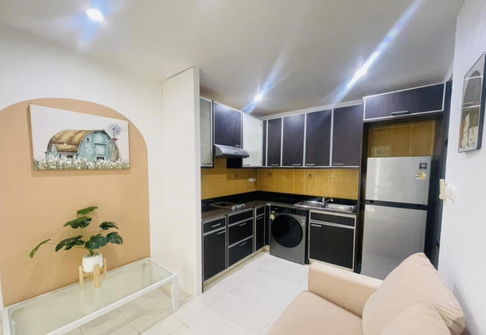 Rent a beautiful, affordable, ready-to-move-in condo at The Parkland Bangna, near MRT Sri Eiam. Interested? Add me on Line: @841qqlnr