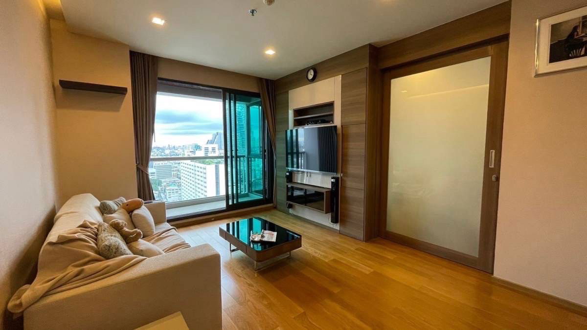 รูป T108 ให้เช่าคอนโด The Address Sathorn (ดิ แอดเดรส สาทร) ห้องมุม ห้องขนาด57ตรม. ห้องสวย เฟอร์ครบ พร้อมเข้าอยู่ - รูปที่ 9/20