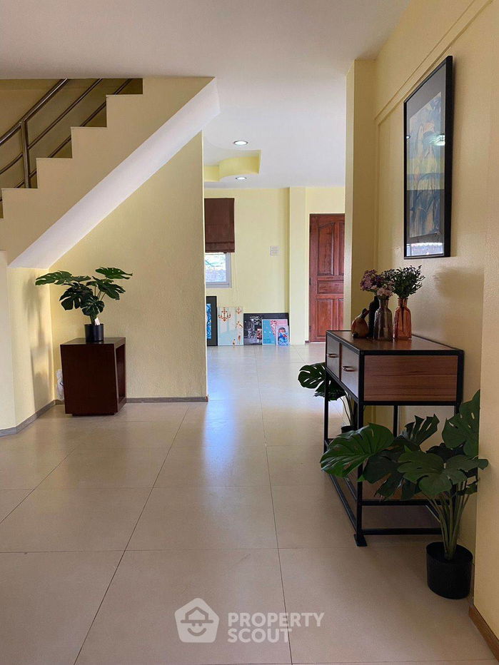 รูป วิลล่า 3-ห้องนอน ใกล้ พัทยาตะวันออก (ID 2471266) - รูปที่ 20/26