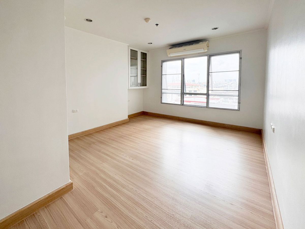 picture For Sale!! Prime Location!! Motif Condo Sathorn - Wongwianyai MD-25085529 - 1/6