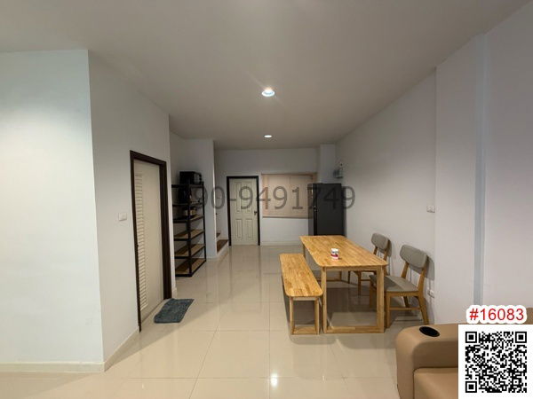 picture 3-story townhome for rent, Citylink Rama 9-Srinakarin. **Pets allowed.** - 5/10