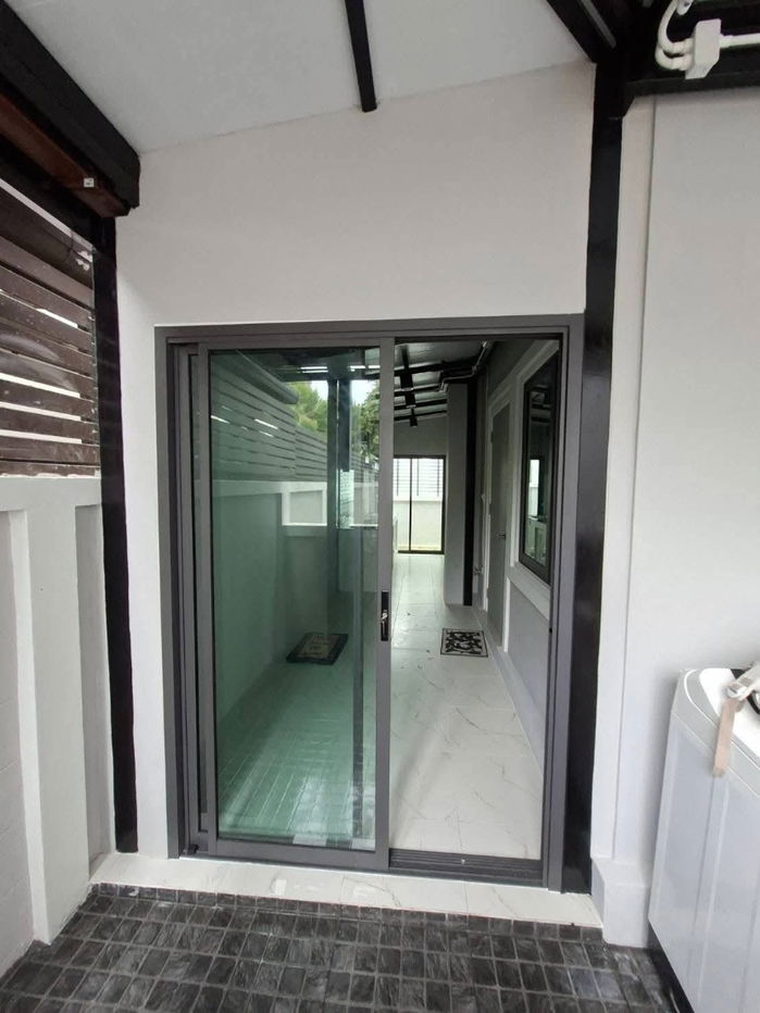 รูป ให้เช่าบ้าน โครงการหมู่บ้านกาญจน์กนก 22 ใกล้แยกพรอมเมนาด้า เชียงใหม่ อายุไม่ถึง 1 ปี **น้ำไม่ท่วม** T.0946511456 - รูปที่ 13/16