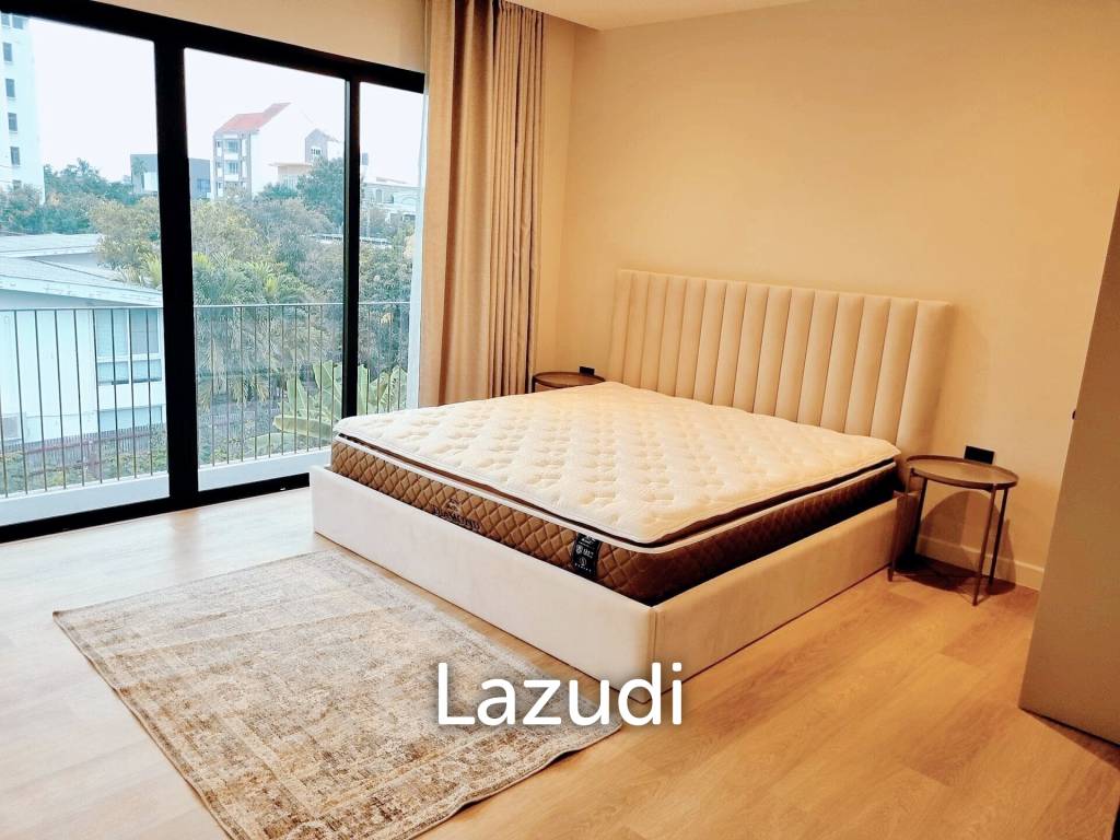 รูป 3 Bed 350 SQ.M House In Soi Pridi Banomyong 14 - รูปที่ 31/40