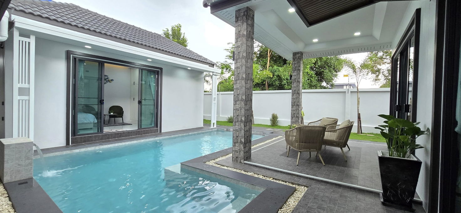 picture Pool Villa FOR RENT in Mabprachan - 2/17