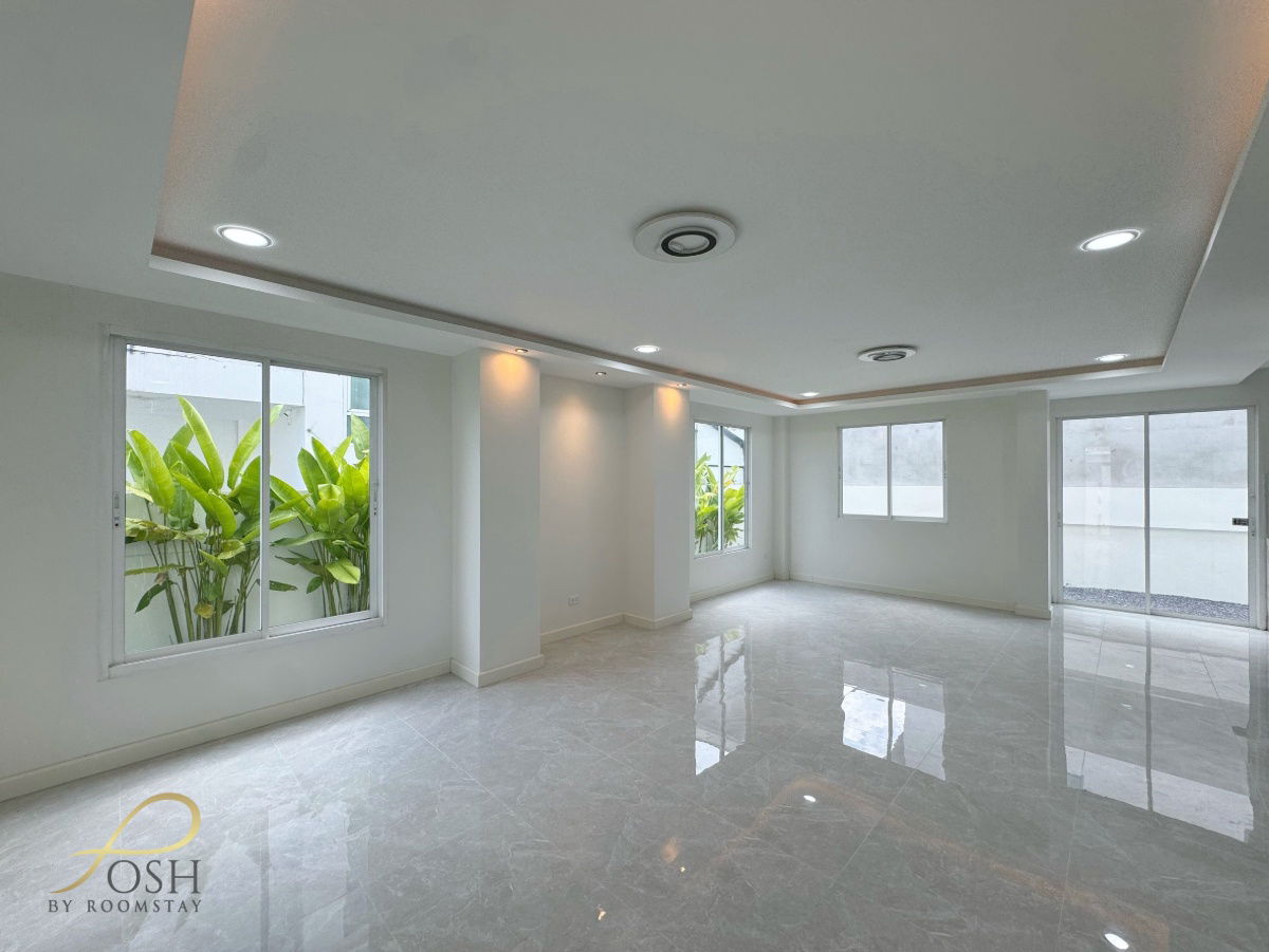 รูป บ้านเดี่ยวรีโนเวทใหม่ 3ห้องนอน 3ห้องน้ำ หมู่บ้านเจ้าฟ้าพรีเมียร์ปาร์ค - เกาะแก้ว ใกล้บริติช บ้านพื้นที่เยอะความคุ้มค่ากับราคาที่ดีมาก - รูปที่ 10/31