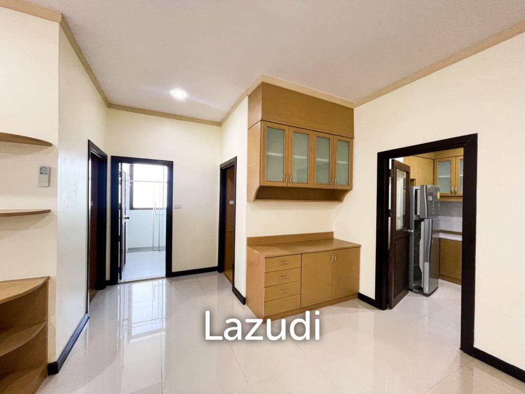 picture 2 bedrooms 2 bathrooms 120 Sq.M. Supalai Place Sukhumvit 39 - 3/11