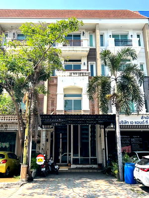 เช่าอาคารพาณิชย์ ถนนประดิษฐ์มนูธรรม : 📢📢 ให้เช่าอาคารพาณิชย์ ติดถนนสตรีวิทยา 2 – ทำเลค้า-ขาย/ออฟฟิศดีเยี่ยม 5 ห้องนอน 4 ห้องน้ำ อยู่สี่แยกโรงไม้