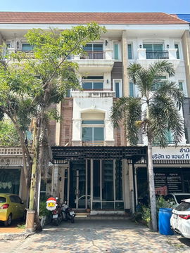 📢📢 ให้เช่าอาคารพาณิชย์ ติดถนนสตรีวิทยา 2 – ทำเลค้า-ขาย/ออฟฟิศดีเยี่ยม 5 ห้องนอน 4 ห้องน้ำ อยู่สี่แยกโรงไม้