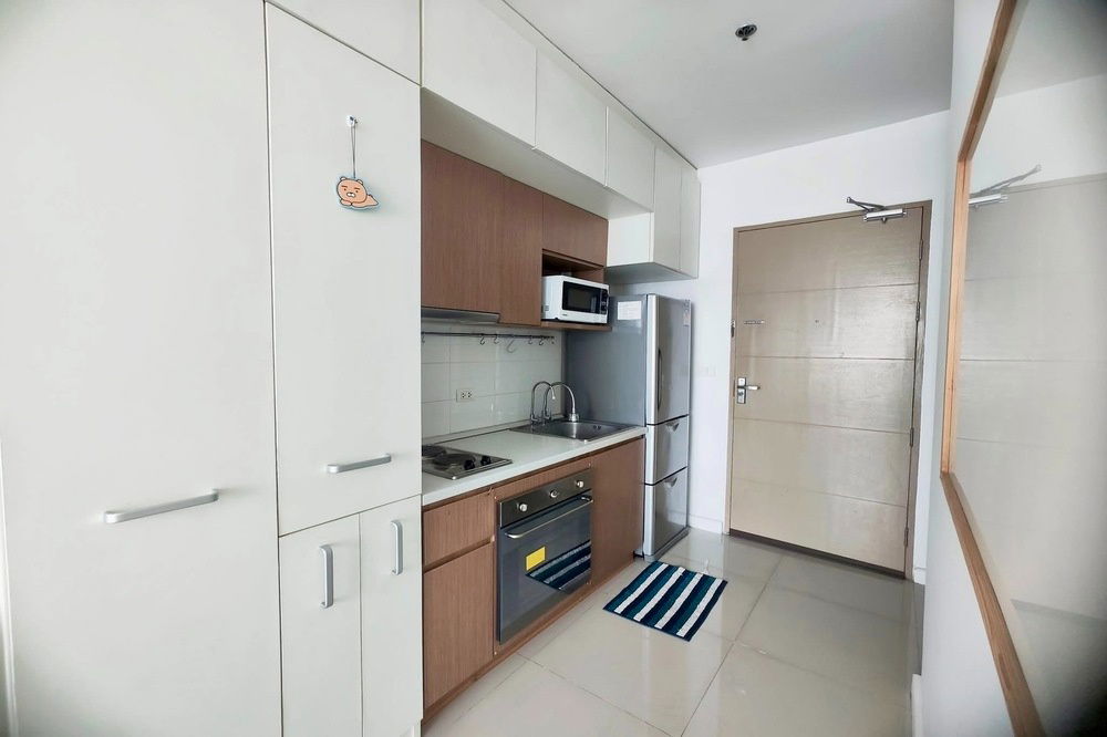 รูป ⚡️⚡️ Sale with tenant !! ⚡️⚡️Code C20250400044...Ideo Mix Phaholyothin, 1 bed, 1 bath, high floor 22++, East Facing, furnished, Special Deal!!📢📢 - รูปที่ 3/9