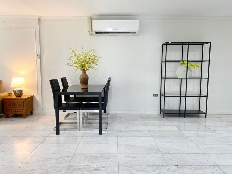 picture SPACIOUS 2 BEDROOMS / 2 BATHROOMS THONGLOR - 5/26