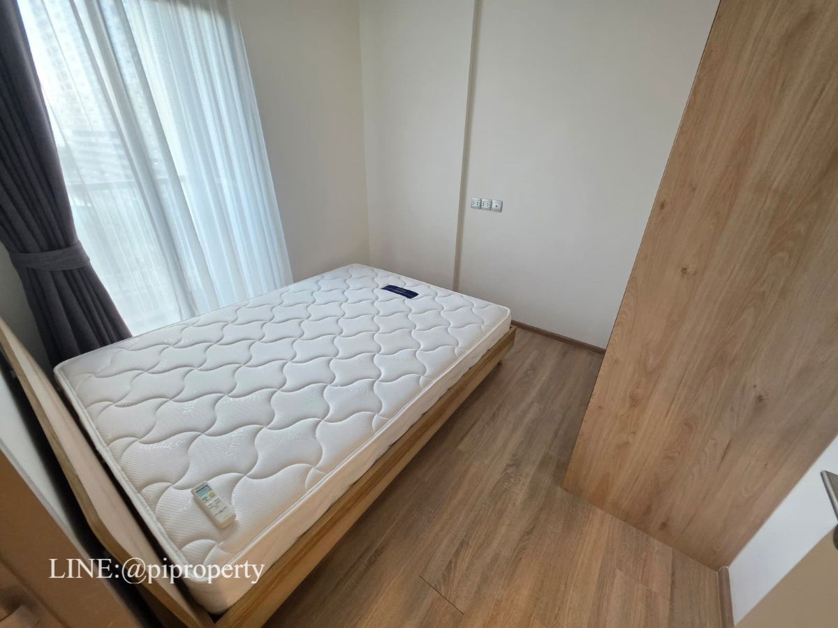 รูป คอนโดวิวแม่น้ำ 2 ห้องนอนให้เช่าใน Kawa Haus ชุมชน T77 พร้อมโรงเรียนนานาชาติอังกฤษ และฟาร์มแสนสิริ พื้นที่นั่งเล่นของ อ่อนนุช. - รูปที่ 13/20