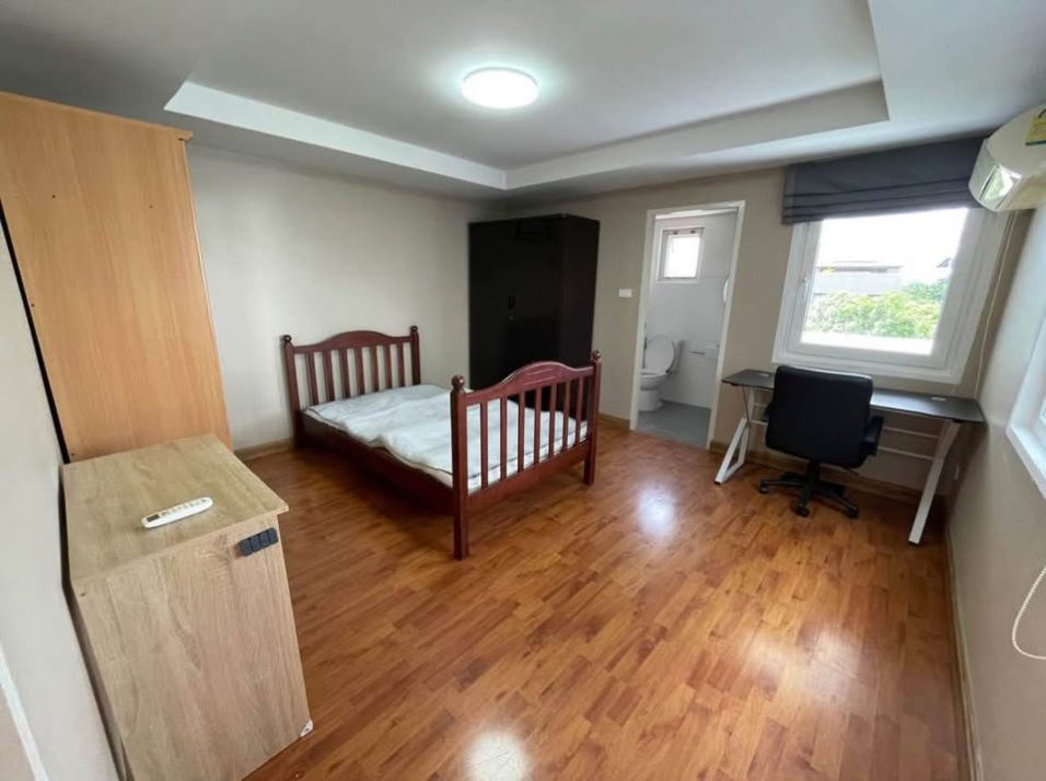 รูป ให้เช่า ทาวน์เฮาส์ 3 ชั้น โครงการ แฮปปี้แลนด์ แกรนด์ วิลล์ ลาดพร้าว101 บ้านใหญ่ พื้นที่ใช้สอยเยอะ  - รูปที่ 13/16