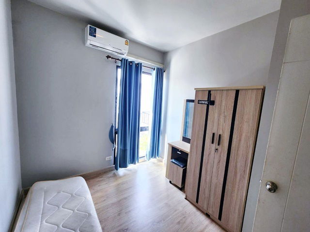 รูป 4ห้องนอน ให้เช่าคฤหาสน์ 2 ชั้น พร้อมเฟอร์ฯ ถ.รังสิต-นครนายก1 ม.กรุงเทพ รังสิต 2.9 กม. โรบินสัน เซนทรัล - รูปที่ 4/8