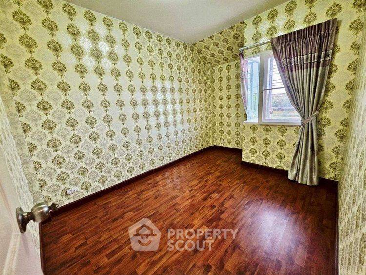 รูป ทาวน์เฮ้าส์ 3-ห้องนอน ใน ดอนเมือง (ID 2431141) - รูปที่ 5/16