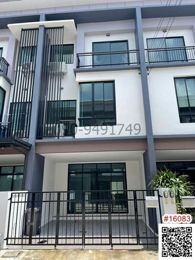 3-story townhome for rent, Citylink Rama 9-Srinakarin. **Pets allowed.**