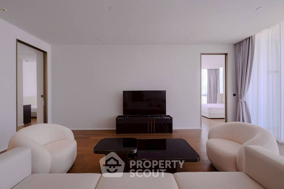 picture 3-BR Condo at KRAAM Sukhumvit 26 near BTS Phrom Phong (ID 2362529) - 9/38