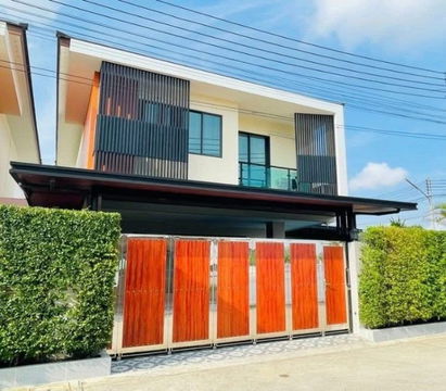 Two-story detached house for sale in The Delight Cozy Pattaya project, Bang Lamung, Chonburi.