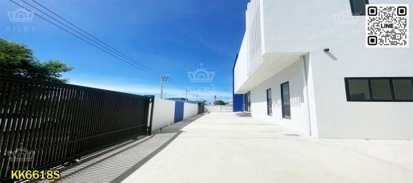 รูป โรงงานใหม่ สไตล์ Contemporary โดนเด่นที่ดีไซด์ คุณภาพวัสดุสูง เย็นสบาย พื้นที่ใช้สอย 970 ตารางเมตร สีม่วงใกล้ถนน 4 เลนส์ สมุทรสาคร -KK6618S - รูปที่ 2/13