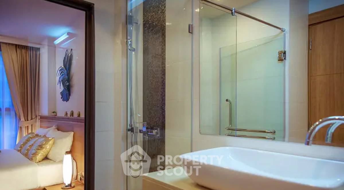 picture 2-BR Condo at City Garden Pratumnak close to Phratamnak (ID 2086732) - 10/11