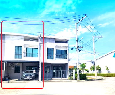 เช่าทาวน์โฮม ม.ธรรมศาสตร์ ศูนย์รังสิต : 4ห้องนอน ให้เช่าคฤหาสน์ 2 ชั้น พร้อมเฟอร์ฯ ถ.รังสิต-นครนายก1 ม.กรุงเทพ รังสิต 2.9 กม. โรบินสัน เซนทรัล