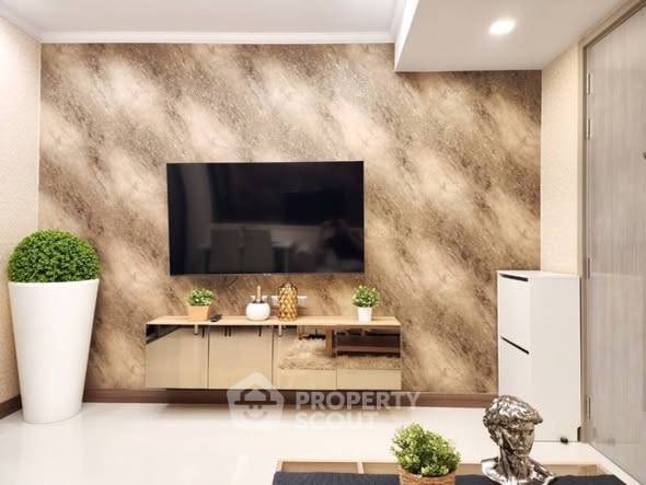 picture 1-BR Condo at Supalai Oriental Sukhumvit 39 near MRT Phetchaburi (ID 2470258) - 1/9