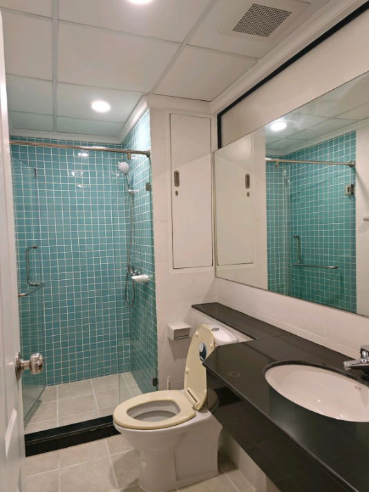 picture RS3983 For Rent: Supalai Casa Riva near BTS Saphan Taksin - 15/16