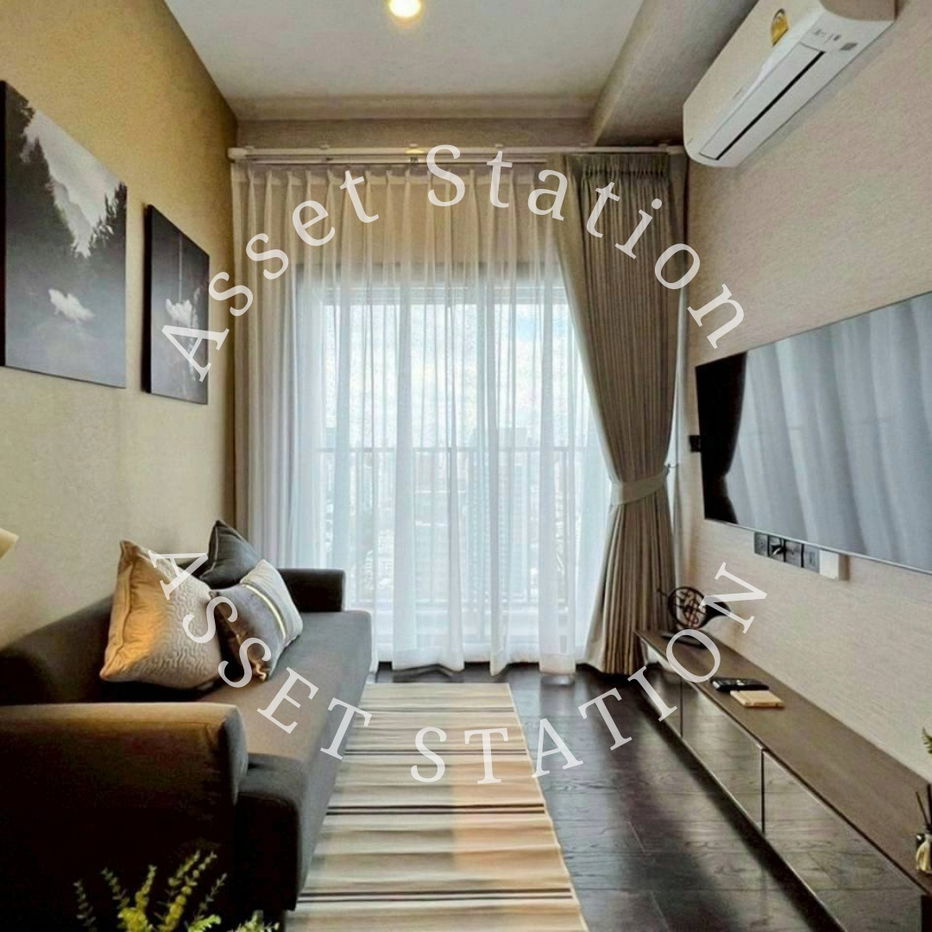 picture Luxury modern-style condo for rent at Park Origin Thonglor | near BTS Thonglor. - 4/9
