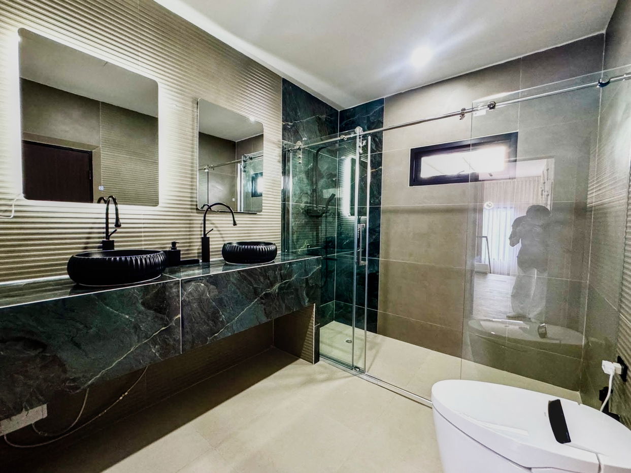 รูป พูลวิลล่า 5 ห้องนอนกว้างขวาง – ทุ่งกลม–ตาลหมัน - รูปที่ 19/22