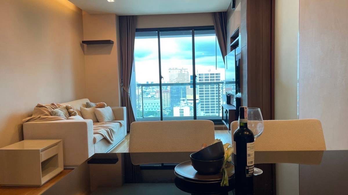 รูป T108 ให้เช่าคอนโด The Address Sathorn (ดิ แอดเดรส สาทร) ห้องมุม ห้องขนาด57ตรม. ห้องสวย เฟอร์ครบ พร้อมเข้าอยู่ - รูปที่ 11/20