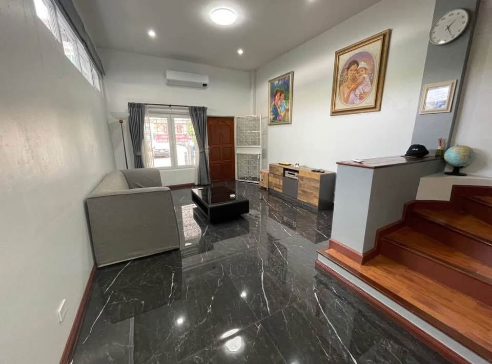 รูป ให้เช่า ทาวน์เฮาส์ 3 ชั้น โครงการ แฮปปี้แลนด์ แกรนด์ วิลล์ ลาดพร้าว101 บ้านใหญ่ พื้นที่ใช้สอยเยอะ  - รูปที่ 5/16