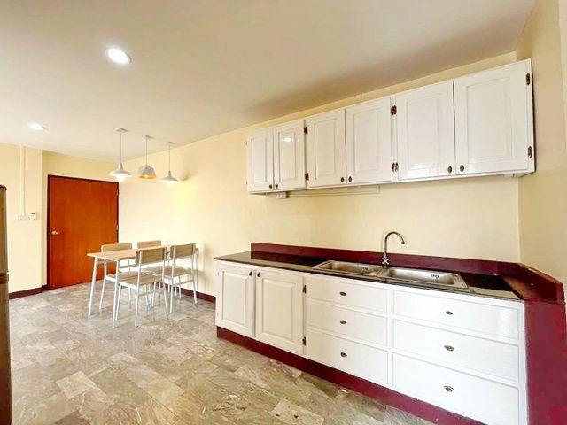 รูป ให้เช่าบ้านสุโขทัย คอนโด รรามคำแหง 26-30 ามคำแหง MRTหัวหมาก 600ม.Penthouse 2นอน กกท. พร้อมเฟอร์ฯครบชุด 60 ตร.ม. ม.รามคำแหง 1.7 กม. 1 น้ำ - รูปที่ 5/8