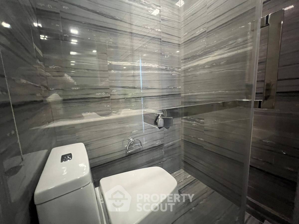 รูป คอนโด 3-ห้องนอน ที่ แอชตัน สุขุมวิท 41 ใกล้ BTS พร้อมพงษ์ (ID 2470146) - รูปที่ 15/16