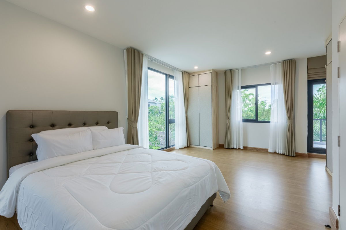 picture AB05893 - Baan Klang Muang The Edition Bangna - Wongwaen - 10/16