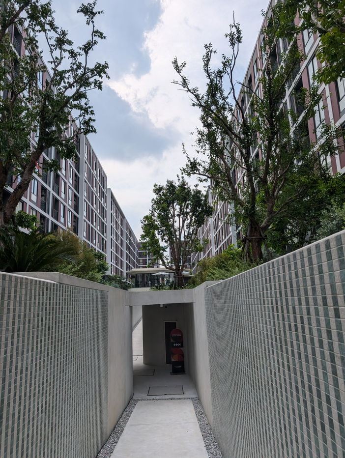 picture ðĨUrgent for investors 6% yield. Condo for sale with a tenant 2Y contr. Nue Core Khukhot, fully furnished with brand-new furniture and appliances. - 11/16