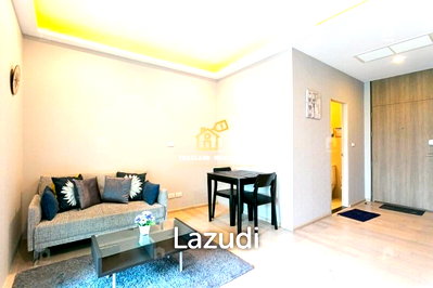 Condos for rent Charn Issara Tower 2 : 48 sqm 1 Bed Condo at Noble Solo in Khlong Tan Nuea Bangkok